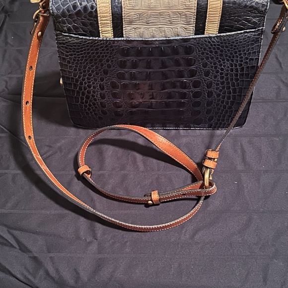 BRAHMIN SATCHEL - Picture 2 of 3